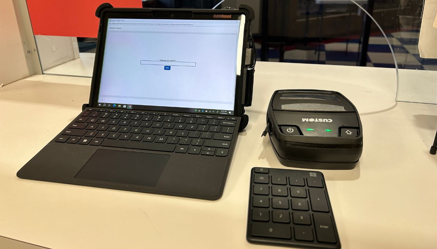 iPad with keyboard and numerical pad